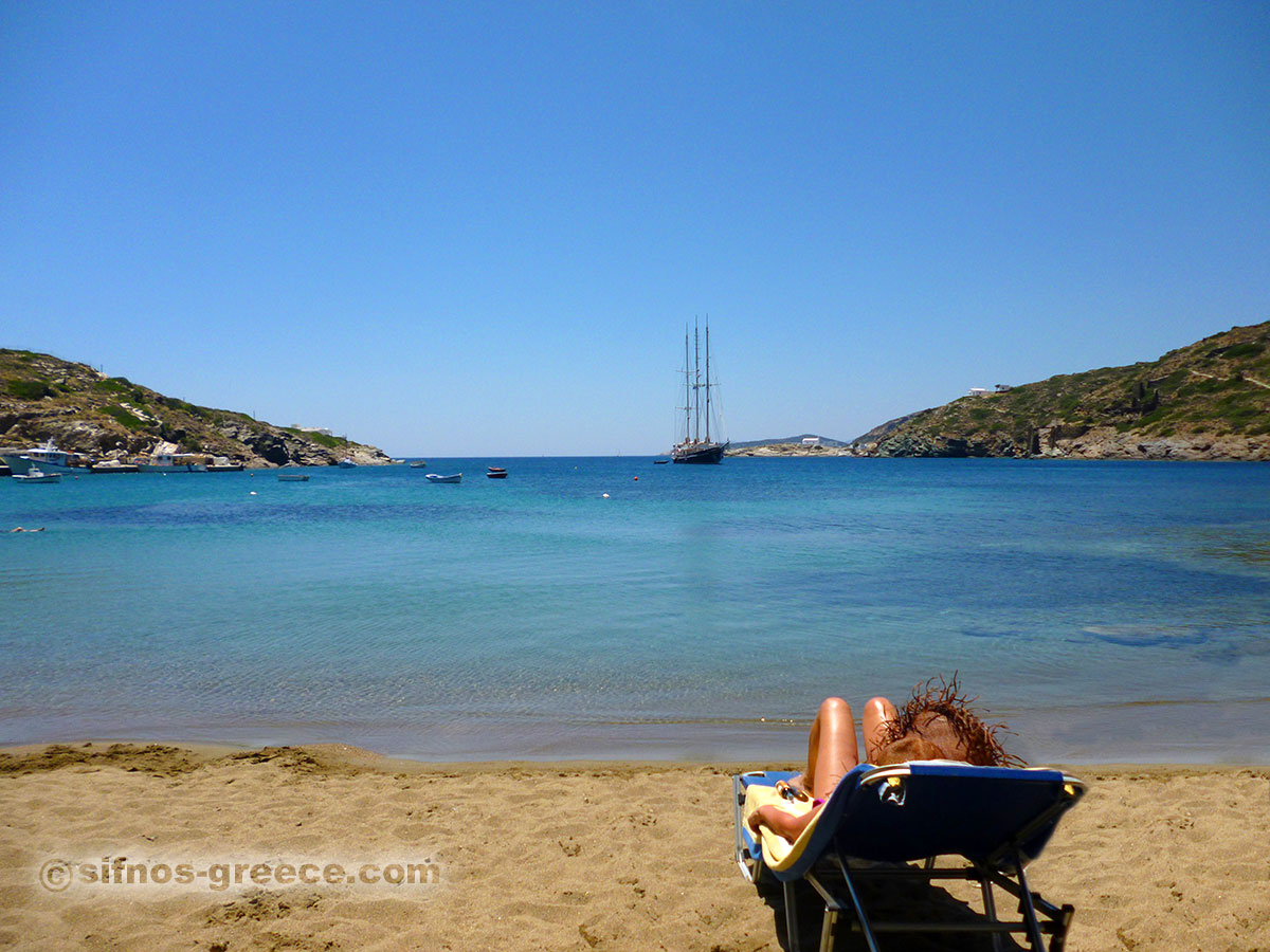 La spiaggia di Faros