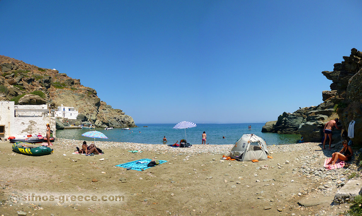Seralia, la spiaggia di Kastro