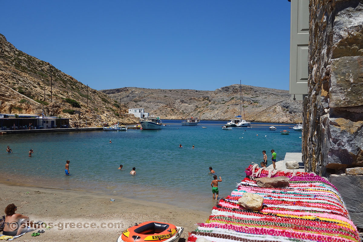 La spiaggia di sabbia di Cheronissos